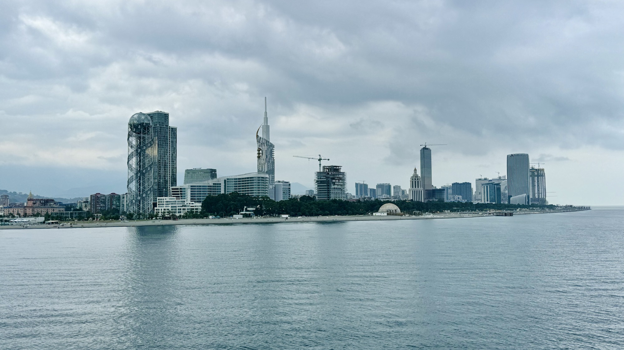 Batumi – zwischen Hitze und Gewitter